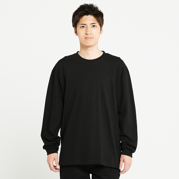 モデル身長180cm　ブラックLサイズ着用