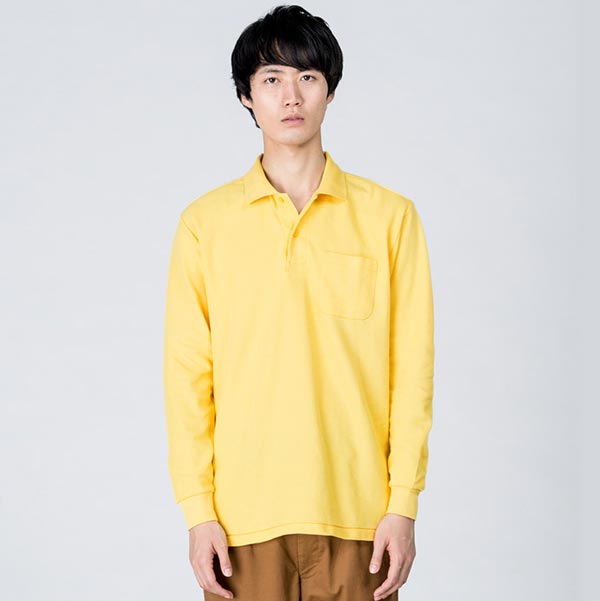 モデル身長184cm　イエロー　Lサイズ着用