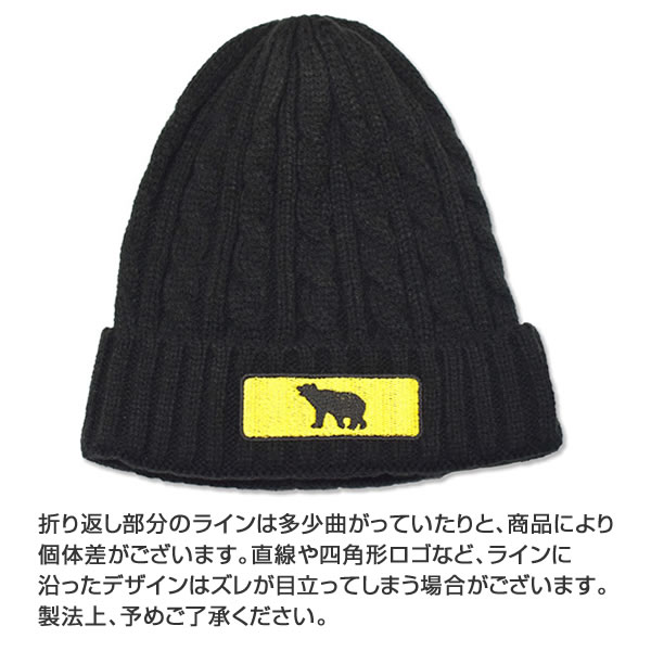 折り返し部分のラインは多少曲がっていたりと、商品により個体差がございます。直線や四角形ロゴなど、ラインに沿ったデザインはズレが目立ってしまう場合がございます。製法上、予めご了承ください。