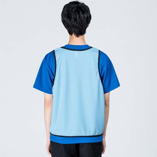着用イメージ　モデル身長184cm　ライトブルー　L(F)サイズ着用
