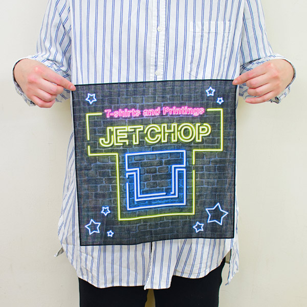 ハンカチサイズは約34×34cm